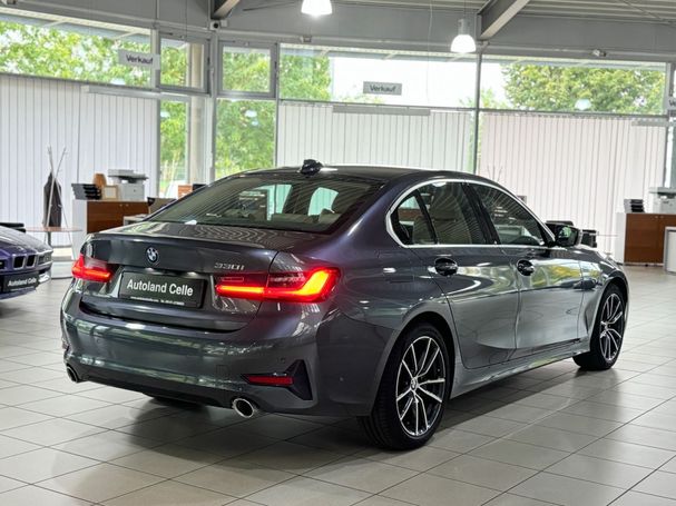 BMW 330i Sport Line 190 kW image number 7