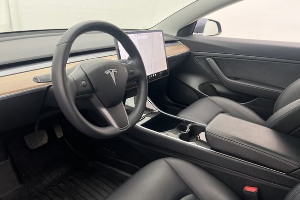 Tesla Model 3 Standard Range Plus 190 kW image number 12