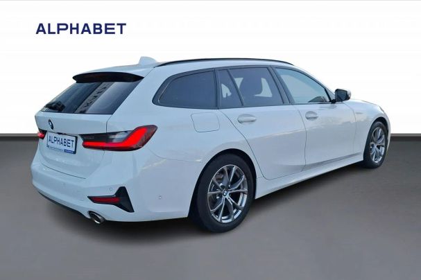 BMW 320i Touring Sport Line 135 kW image number 7