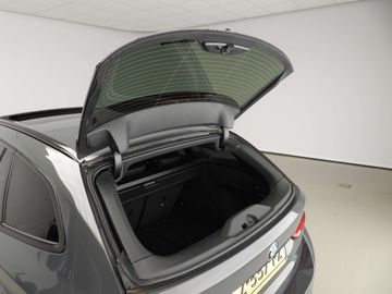 Car image 37