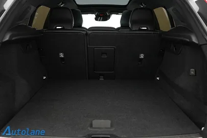 Car image 37