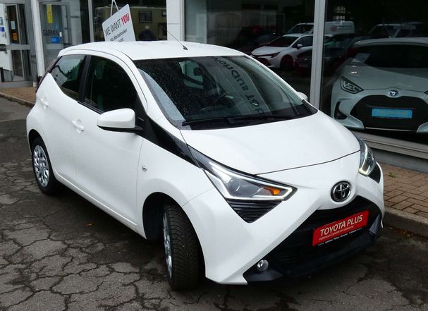 Toyota Aygo 53 kW image number 2