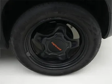 Car image 22