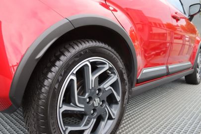 Car image 28