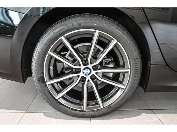 BMW 320i Touring 135 kW image number 5