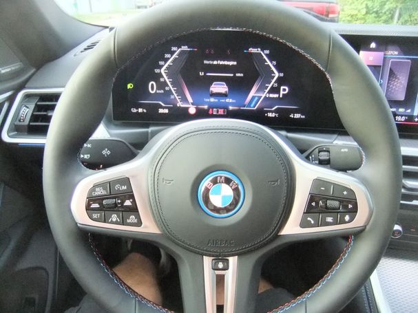 BMW i4 M50 400 kW image number 16