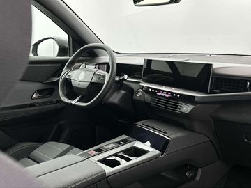 Car image 31