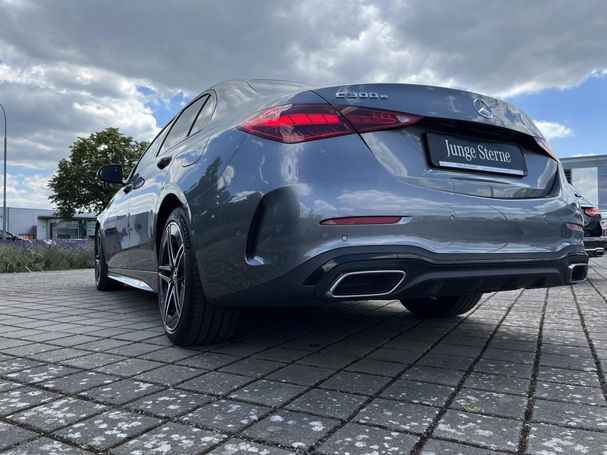 Mercedes-Benz C 300 e AMG 230 kW image number 22