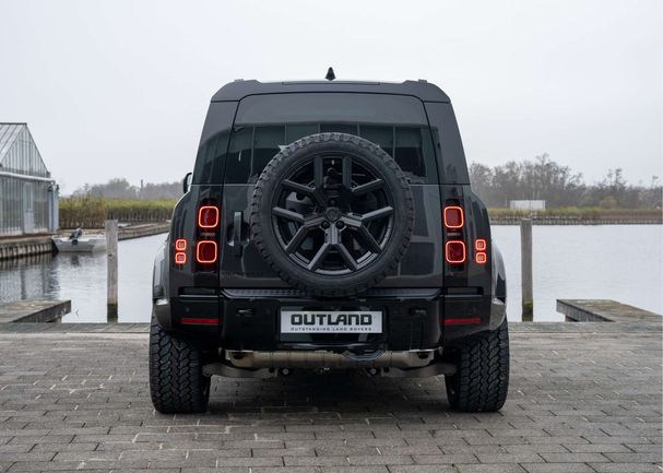 Land Rover Defender 110 P400e 297 kW image number 48