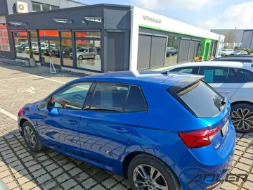 Car image 27