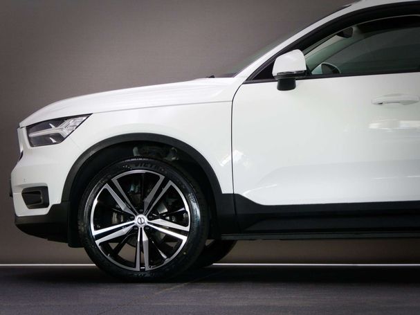 Volvo XC40 1.5 T2 95 kW image number 44