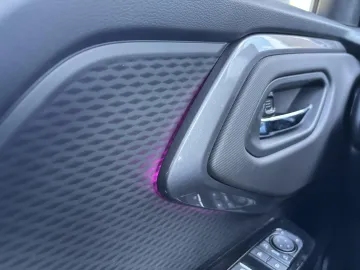 Car image 47