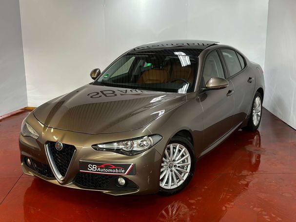 Alfa Romeo Giulia 2.2 Super 110 kW image number 1