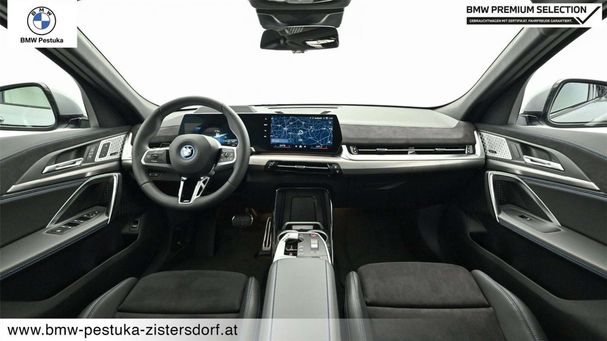 BMW iX2 xDrive30 225 kW image number 3