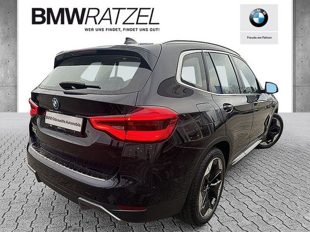 BMW iX3 210 kW image number 3