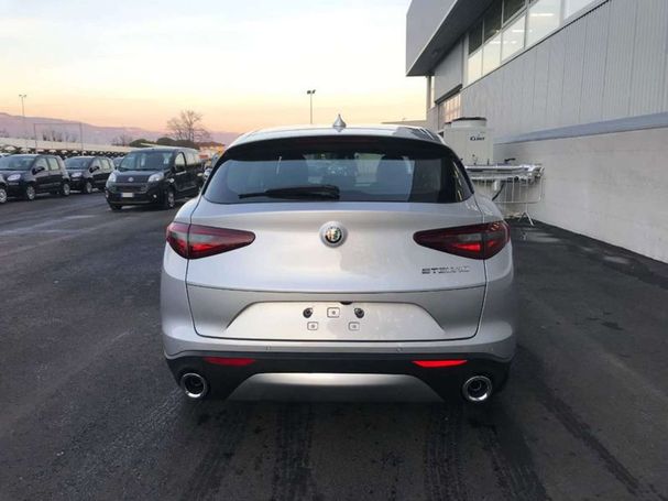 Alfa Romeo Stelvio 2.2 Diesel AT8 140 kW image number 5