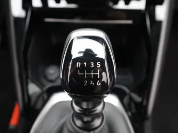 Car image 41
