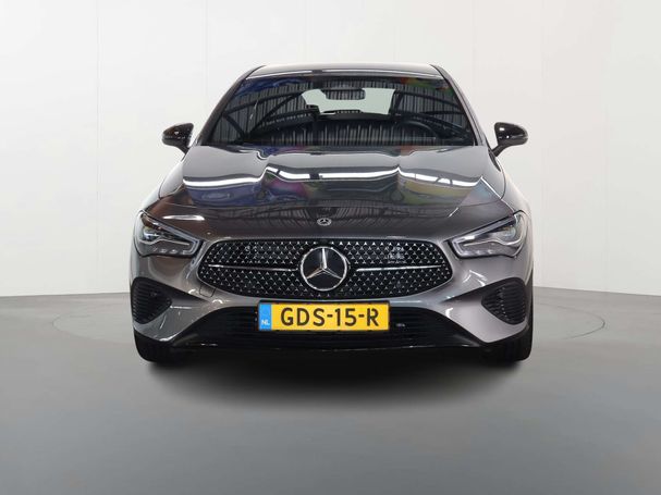 Mercedes-Benz CLA 250 Shooting Brake e 160 kW image number 2