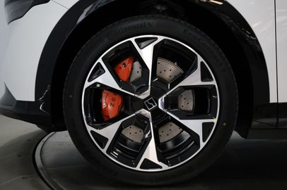 Car image 29