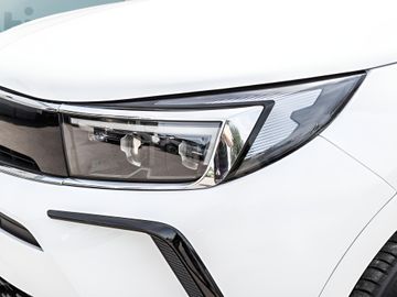 Car image 28