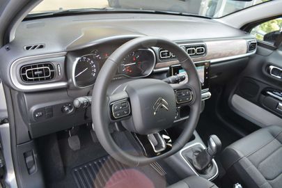 Car image 21