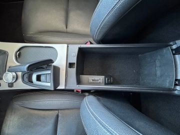 Car image 34
