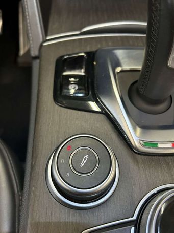 Alfa Romeo Stelvio 2.2 Diesel AT8 Q4 154 kW image number 13