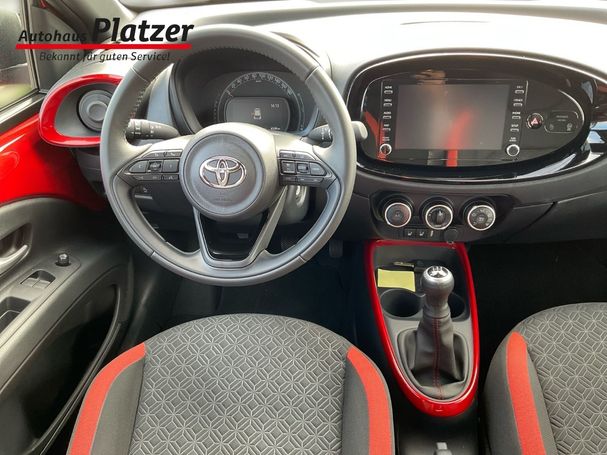 Toyota Aygo X 1.0 53 kW image number 9