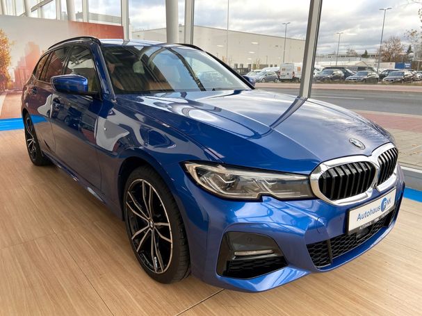 BMW 330 Touring e M Sport xDrive 215 kW image number 1