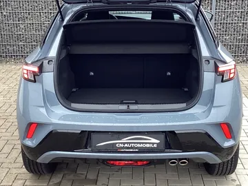 Car image 42