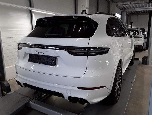 Porsche Cayenne E-Hybrid 340 kW image number 3