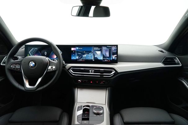 BMW 320d Touring 140 kW image number 14