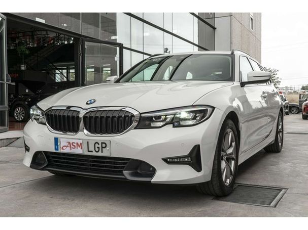 BMW 320d Touring xDrive 140 kW image number 33