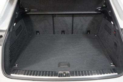 Car image 36
