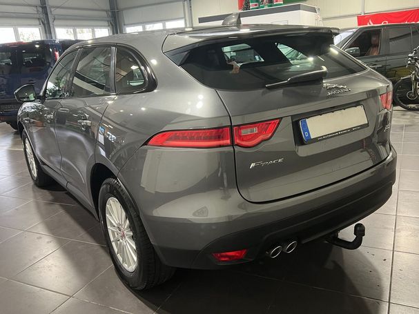 Jaguar F-Pace AWD 132 kW image number 4