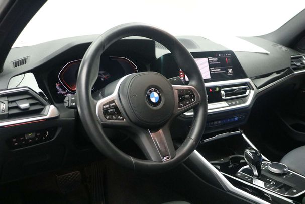 BMW 318i M Sport 115 kW image number 7