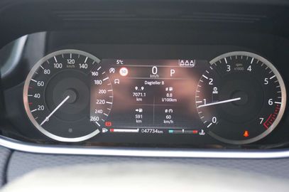 Car image 23