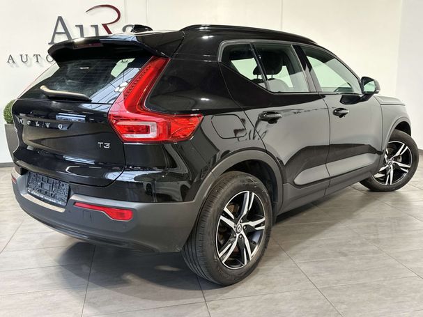 Volvo XC40 T3 120 kW image number 3