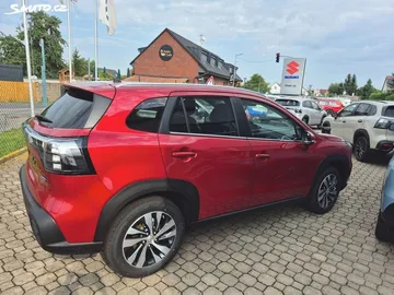 Car image 7
