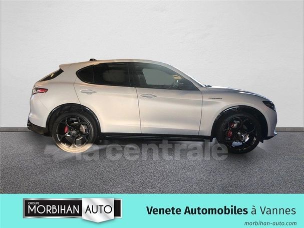 Alfa Romeo Stelvio 2.2 AT8 118 kW image number 4