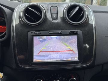 Car image 23