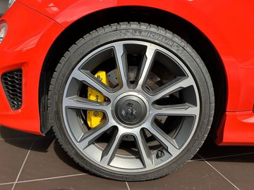 Car image 24