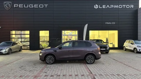 Car image 6