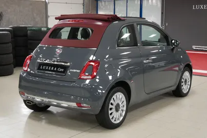 Car image 5