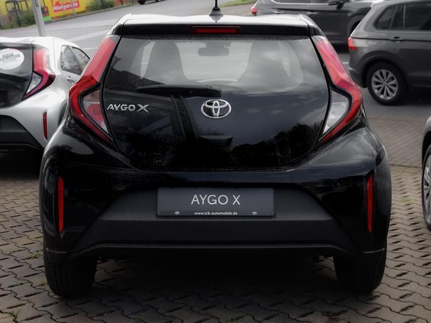 Toyota Aygo X 1.0 53 kW image number 3