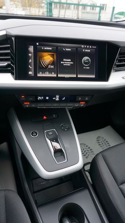 Audi Q4 e-tron 125 kW image number 19