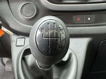 Car image 33