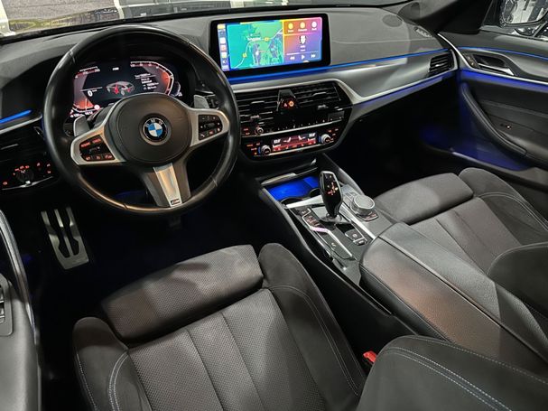 BMW 530d Touring xDrive 210 kW image number 4