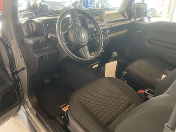 Car image 10