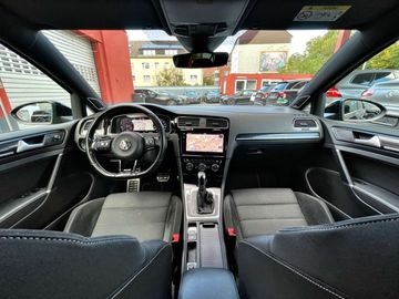 Car image 28